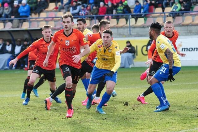 V súboji Ruže s DAC - om bez lopty v sieti