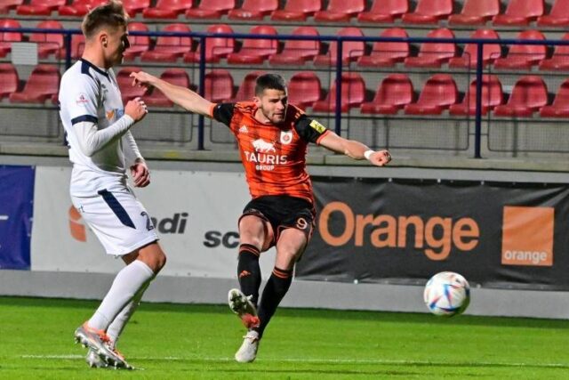 M. Regáliho polovička nezdržiavala doma