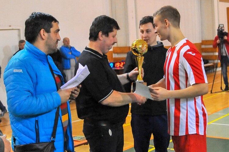 Vitaj liga!