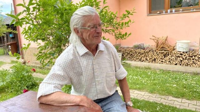 Prvú hru zrežíroval ako 14-ročný