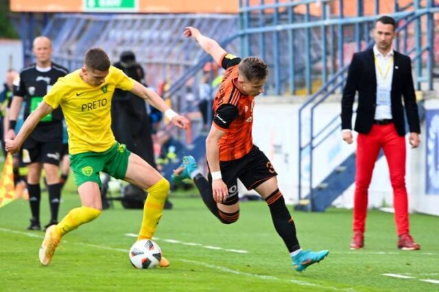 S M . Rymarenkom pred štvrtým zápasom proti svojim