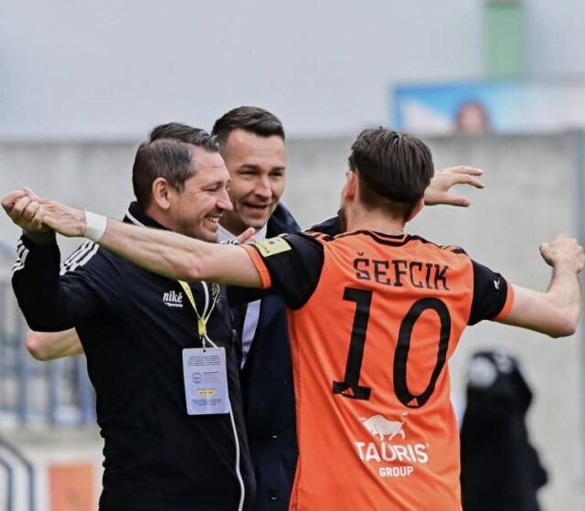 S. Šefčík s gólovým nástrelom i s asistenciou