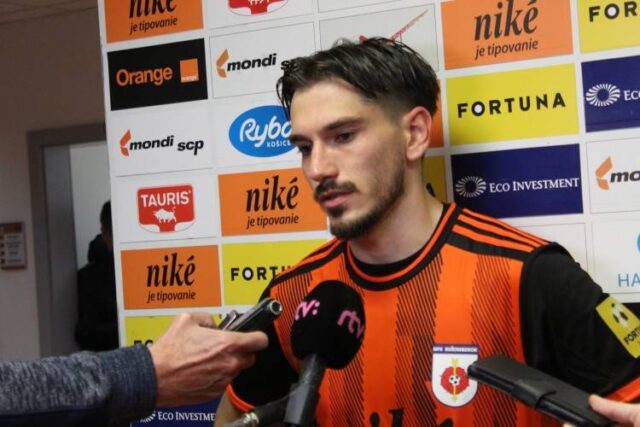 Postaral sa o vyrovnanie, no vzápätí sám posadil súpera do sedla