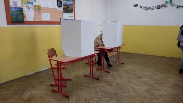 Voliť zo zahraničia bude takmer 600 ľudí z okresu Ružomberok