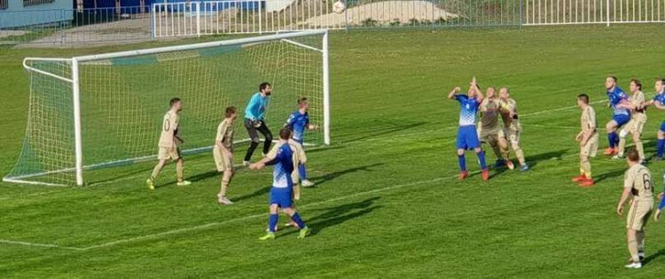 Cez víkend pokračovali regionálne futbalové súťaže
