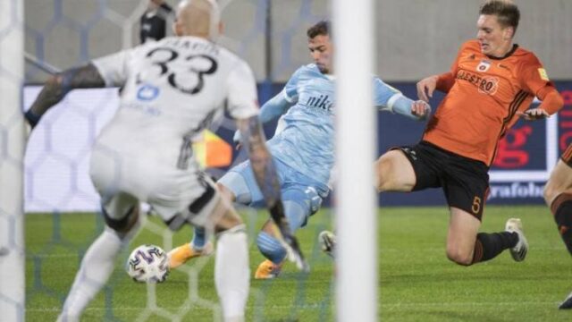 Štipľavá facka pri Dunaji: Slovan - Ružomberok 5:0