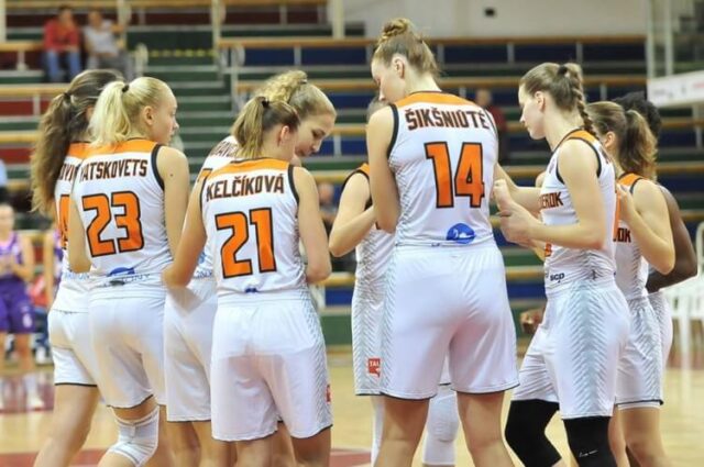Ruža vyfackala slabučký Slovan