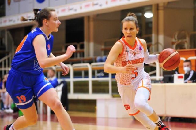 Do vyraďovačky Ruža vykročila očakávaným triumfom nad Spišiačkami - 111:28