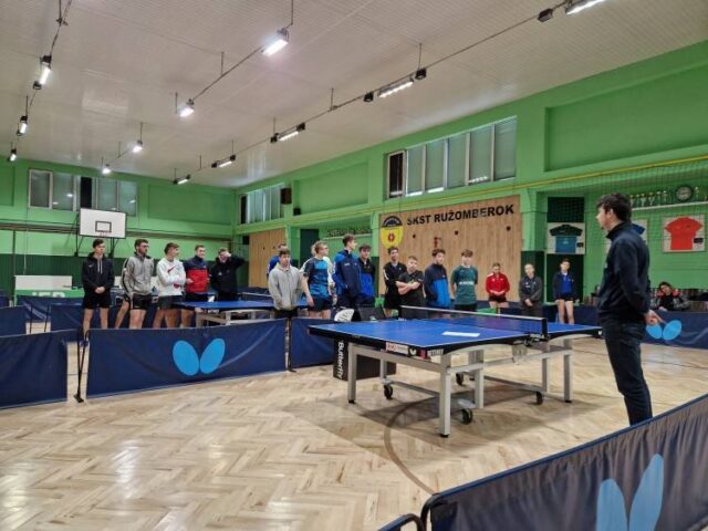 Mládežnícka celuloidová loptička