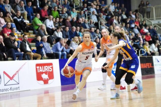 Radka Stašová pokračuje pod škótskymi košmi