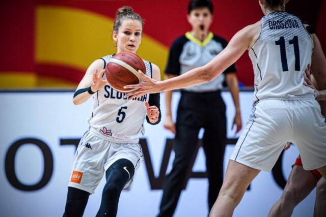 Hovorili sme so slovenskou basketbalovou reprezentantkou R. Stašovou