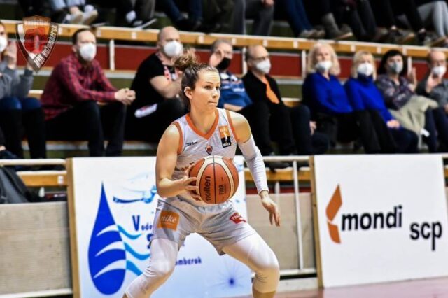 Keď dievčatám vôbec nepadá