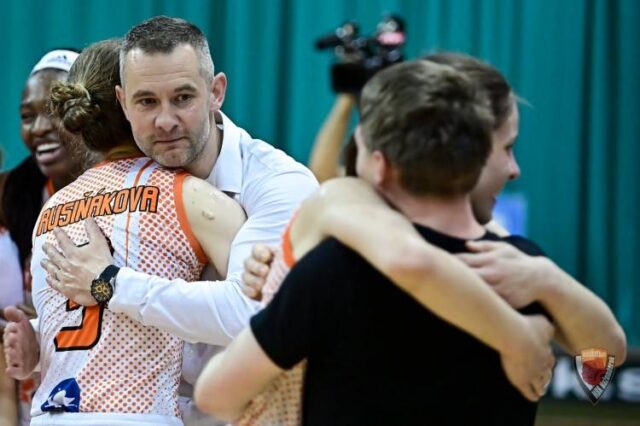 Hovorili sme s trénerom staronových majsteriek republiky s J. Sujom