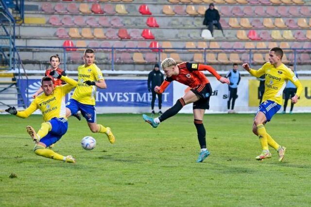 T. Bobček prvý raz s číslom deväť a hneď gólový