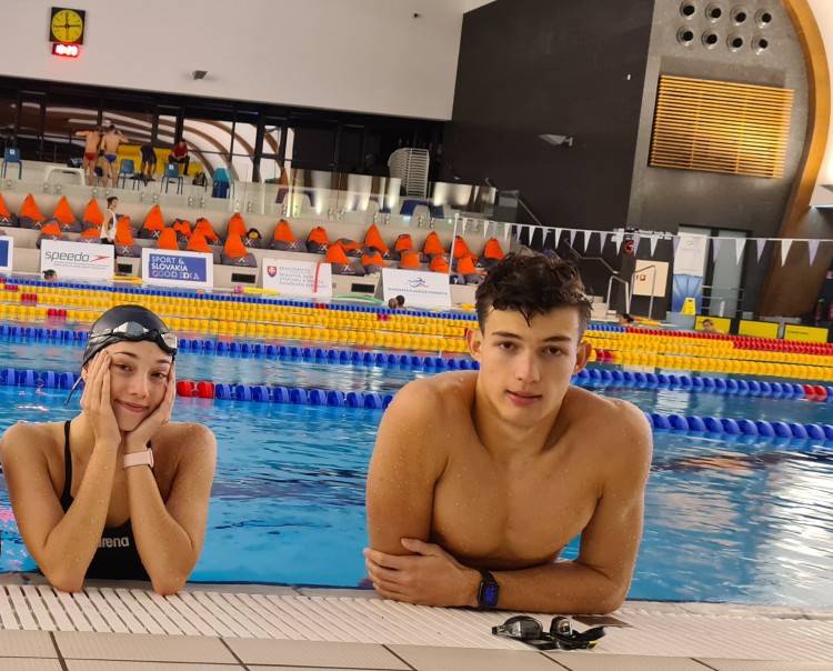 Swimming Cup aj s Ružomberčanmi - T. Tišťanom a A. Blaškovou