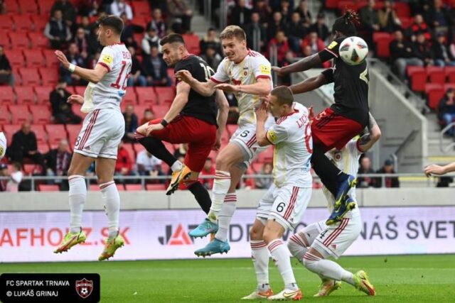 M. Boďa už je po plastike kolena