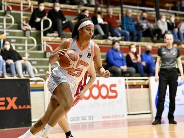 Na úvod basketbalovej vyraďovačky: Ružomberok - UMB Banská Bystrica 75:33