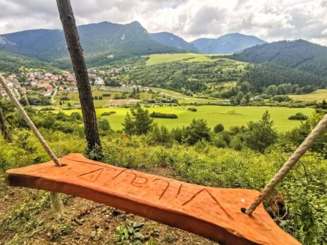 Unikátne hojdačky v prírode.