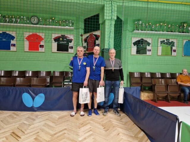 Stefana oslávili s pingpongovou raketou