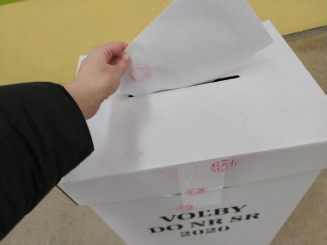 Ružomberčania volili OĽaNO, Smer dominoval v štyroch obciach