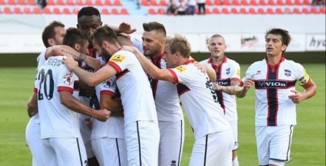 Ružomberskí futbalisti prehrali v Zlatých Moravciach 2:4