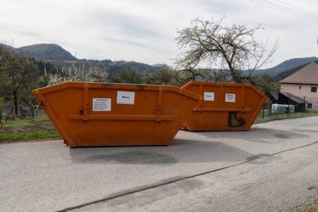 V utorok začalo jesenné upratovanie v našom meste