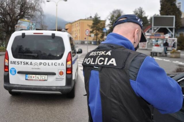 V bytoch našli dvoch mŕtvych mužov