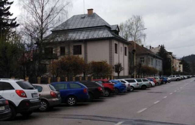 Začína obnova vodorovného dopravného značenia v Ružomberku