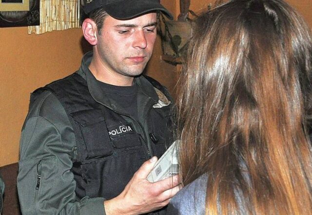 Alkohol pili aj štrnásťročné deti