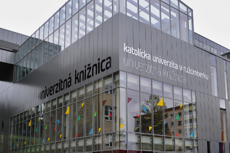 Expozícia mladých srbských výtvarníkov v Univerzitnej knižnici