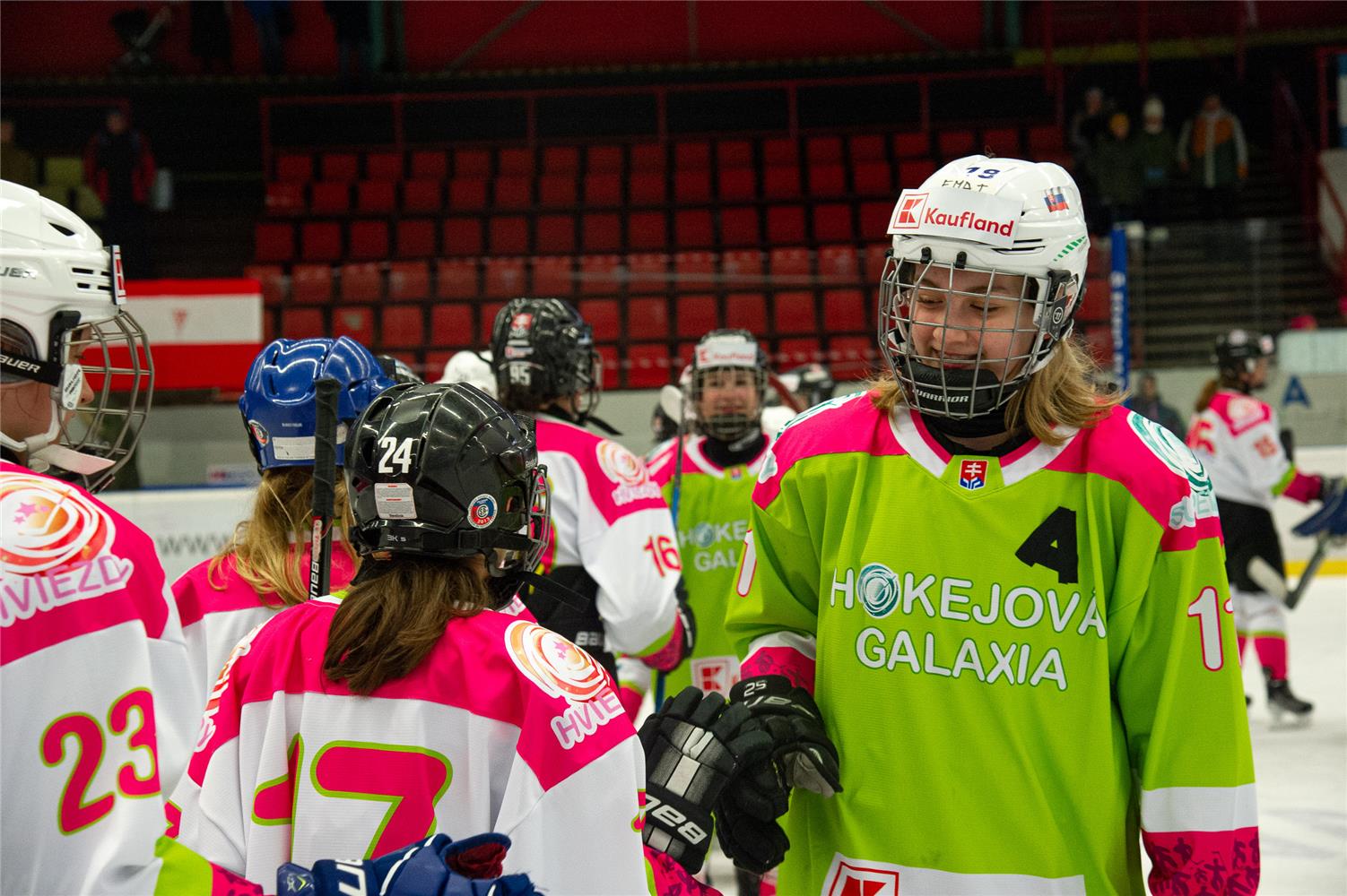 Hokejová galaxia na ružomberskom zimáku
