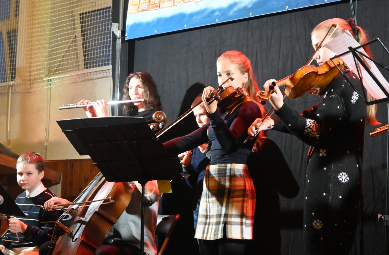 Do vianočného mestečka zavítali žiacke talenty