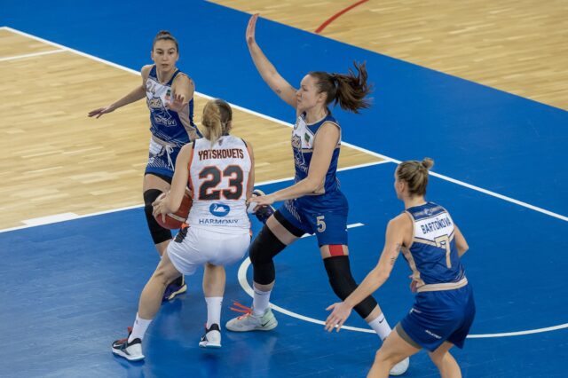 Česko-slovenská konfrontácia: Chomutov - Ružomberok 64:59