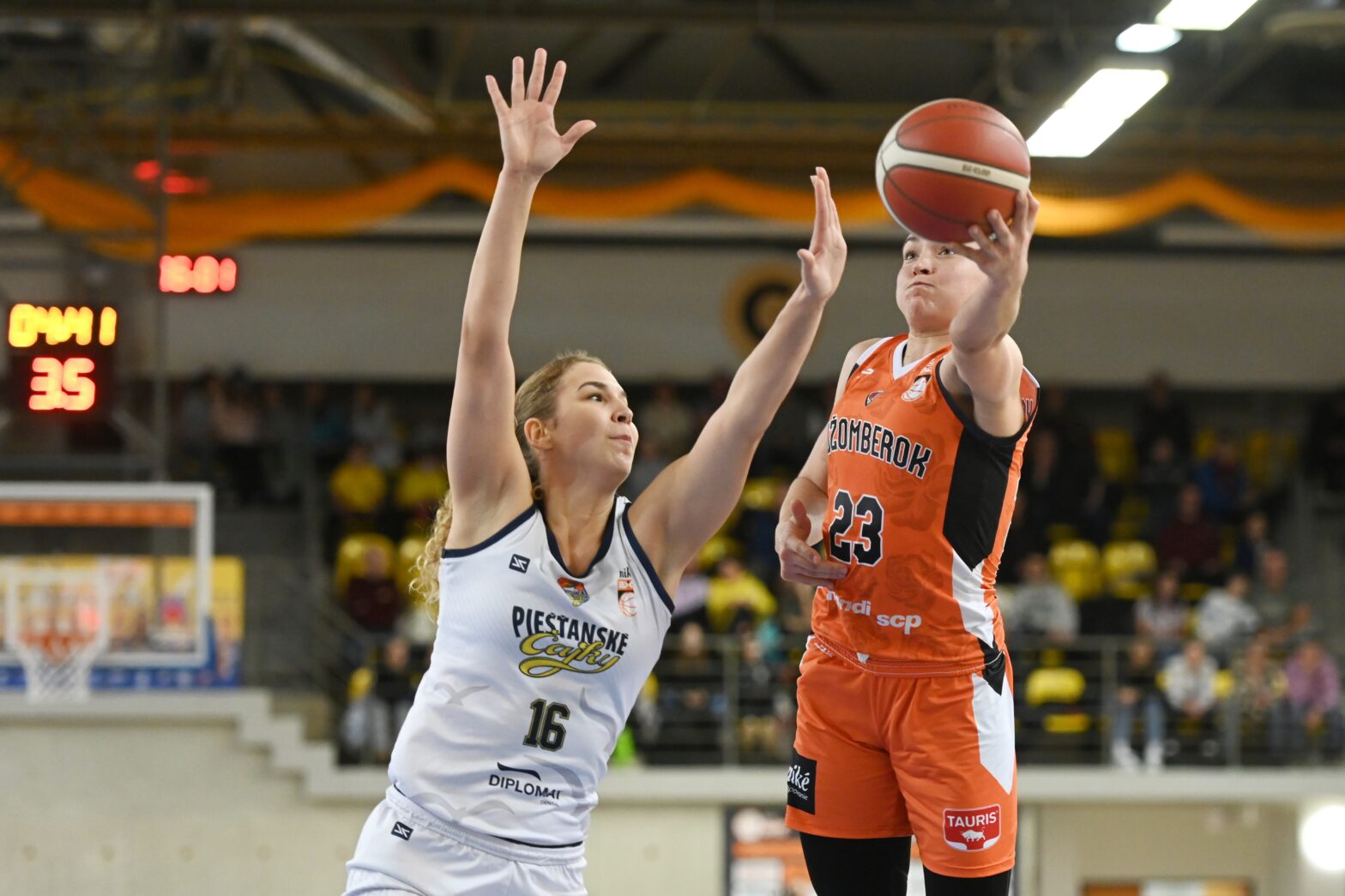 Podkošovej Ruži vstup do nového roka nevyšiel, podľahla v Piešťanoch 39:73