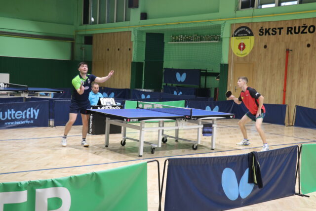 V najvyššej súťaži s malou loptičkou len povinné víťazstvo