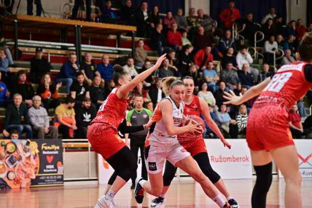 Ruži vo finiši ušlo finále