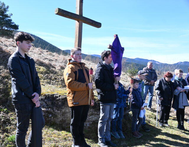 Krížová cesta v jedinečnom prírodnom prostredí