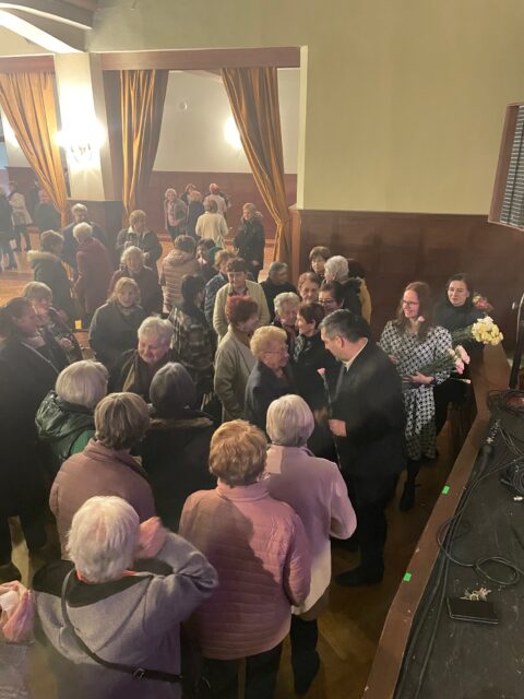 Prvý krok k novej tradícii sviatku žien v Ružomberku