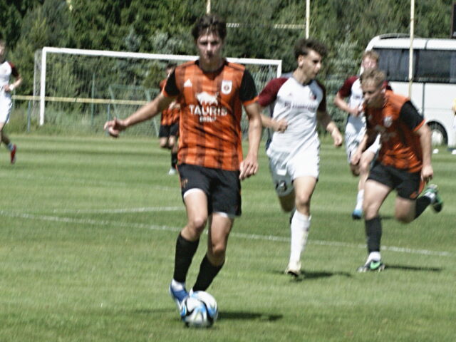 Mladší dorastenci s gólovými trefami, starší bez bodu