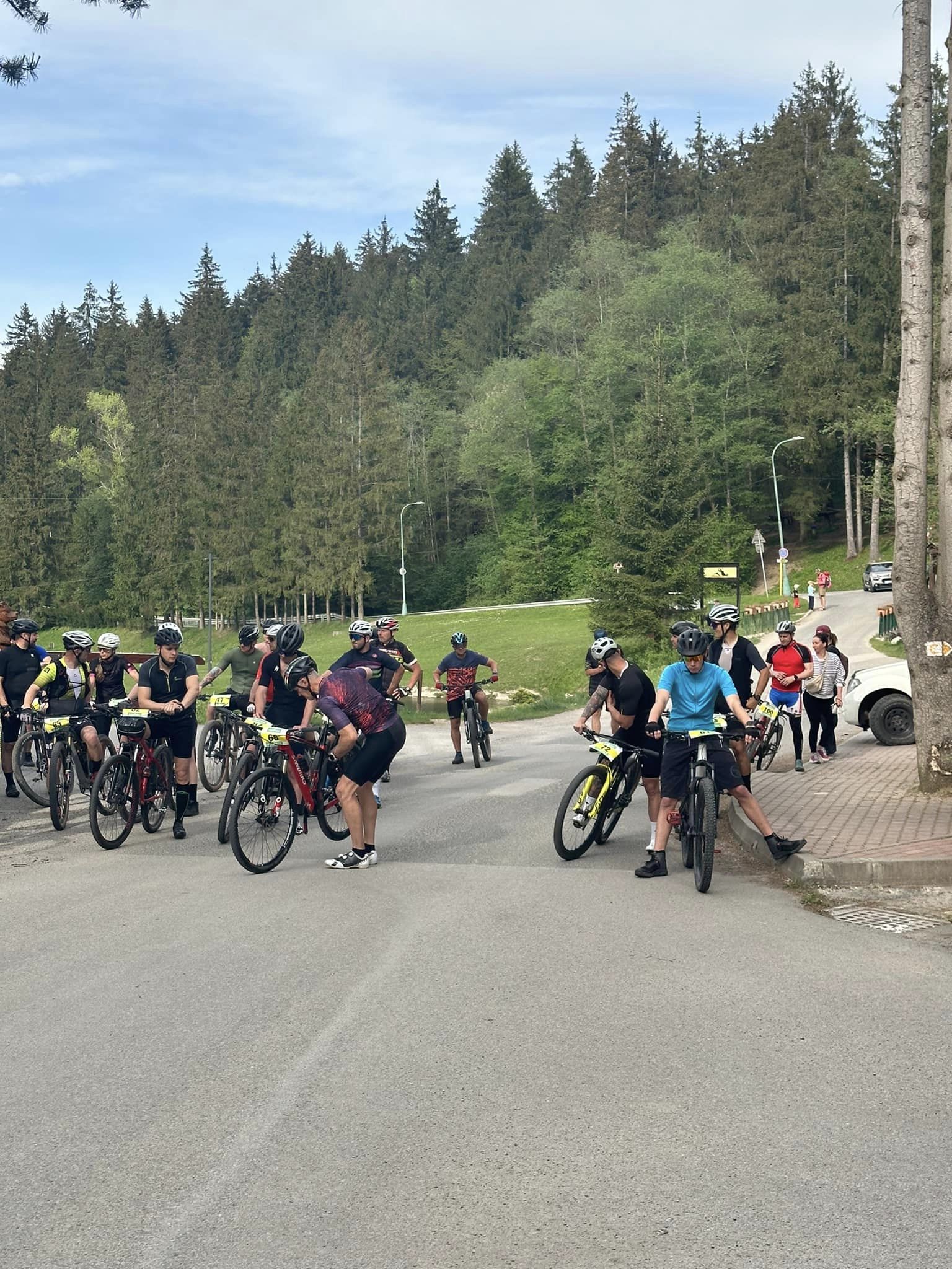 Skladačka športových podnikov v Hrabove a v okolí