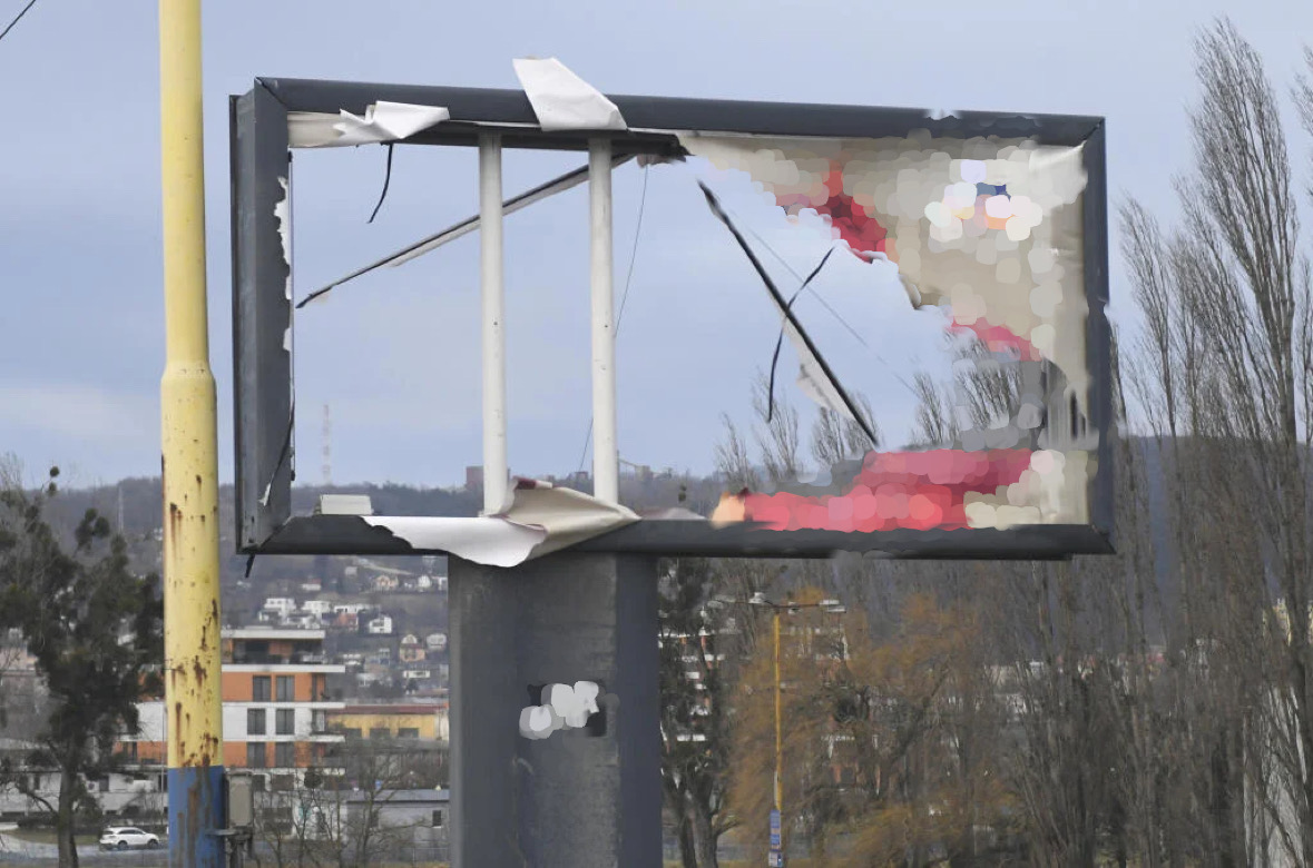 Ružomberok sa rozhodol urobiť poriadok s reklamami