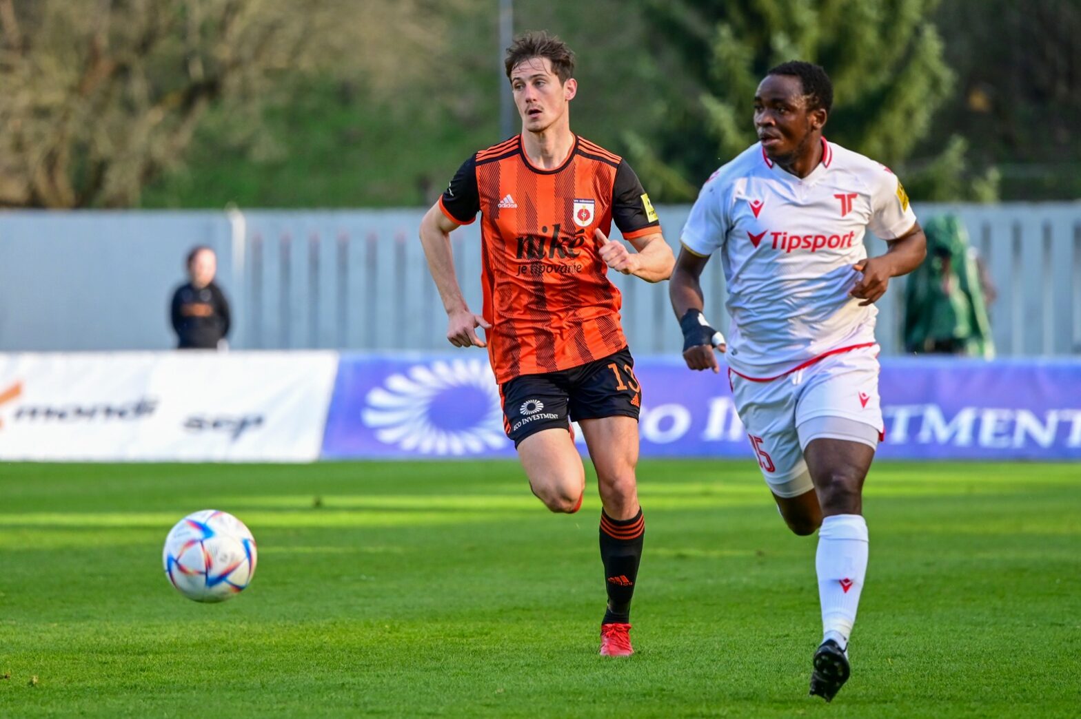 Tréner O. Smetana môže rátať aj s M. Madleňákom