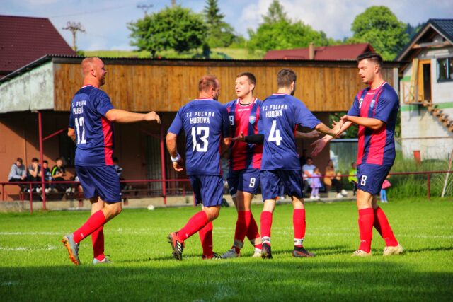 Pokračovali regionálne futbalové súťaže