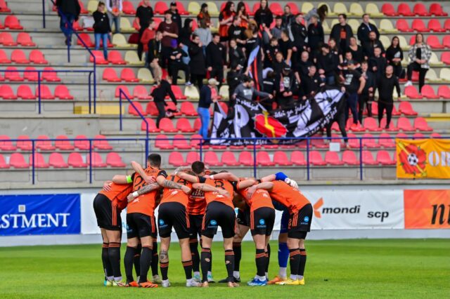 Futbalová Ruža najprv doma a potom naberie kurz Slovinsko