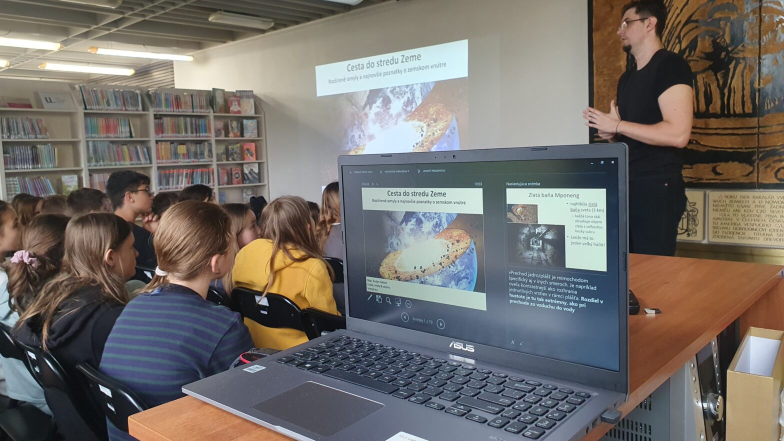 (ne)Závislosti v knižnici