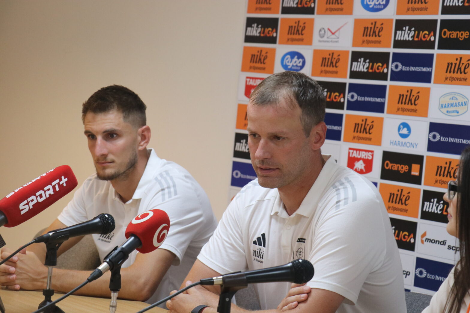 Tlačová konferencia Smetanovcov pred zajtrajším vstupom do pohárovej Európy