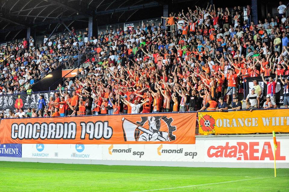 Vo štvrtok sa črtá plný dom