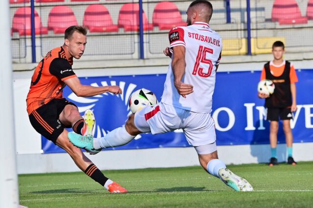 M. Chobot po dvadsiatich minútach odpadával