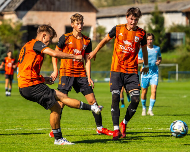 Ružomberská šestnástka zdolala lídra, ale sedemnástka na chvoste