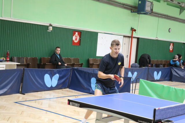 V stolnotenisovej najvyššej súťaži ružomberské tímy na chvoste